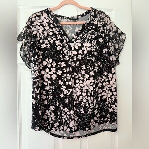 Roz & Ali Black Blouse with Light Pink Floral Print